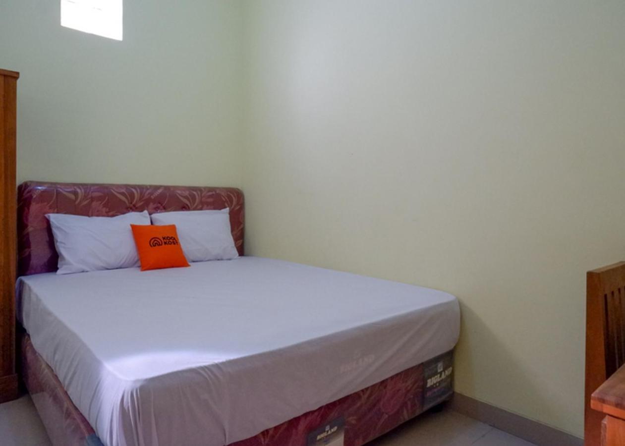 Koolkost Syariah Near Transmart Banyumanik Semarang Hotel Srondolwetan Exterior foto